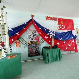 Оформление фотозоны ко дню победы.