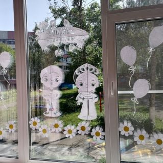 Окна ко Дню Росиии