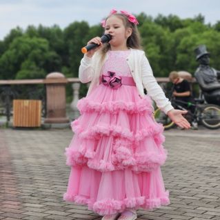 Песня звонкая