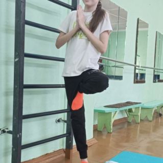 Хатха-йога для детей в летнем лагере