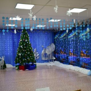 Новогоднее оформление зала