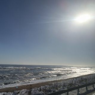 Зимнее  побережье Охотского  моря