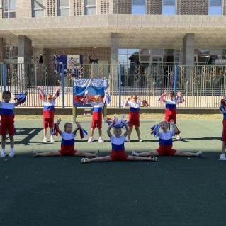 «Триколор в детских ладошках»