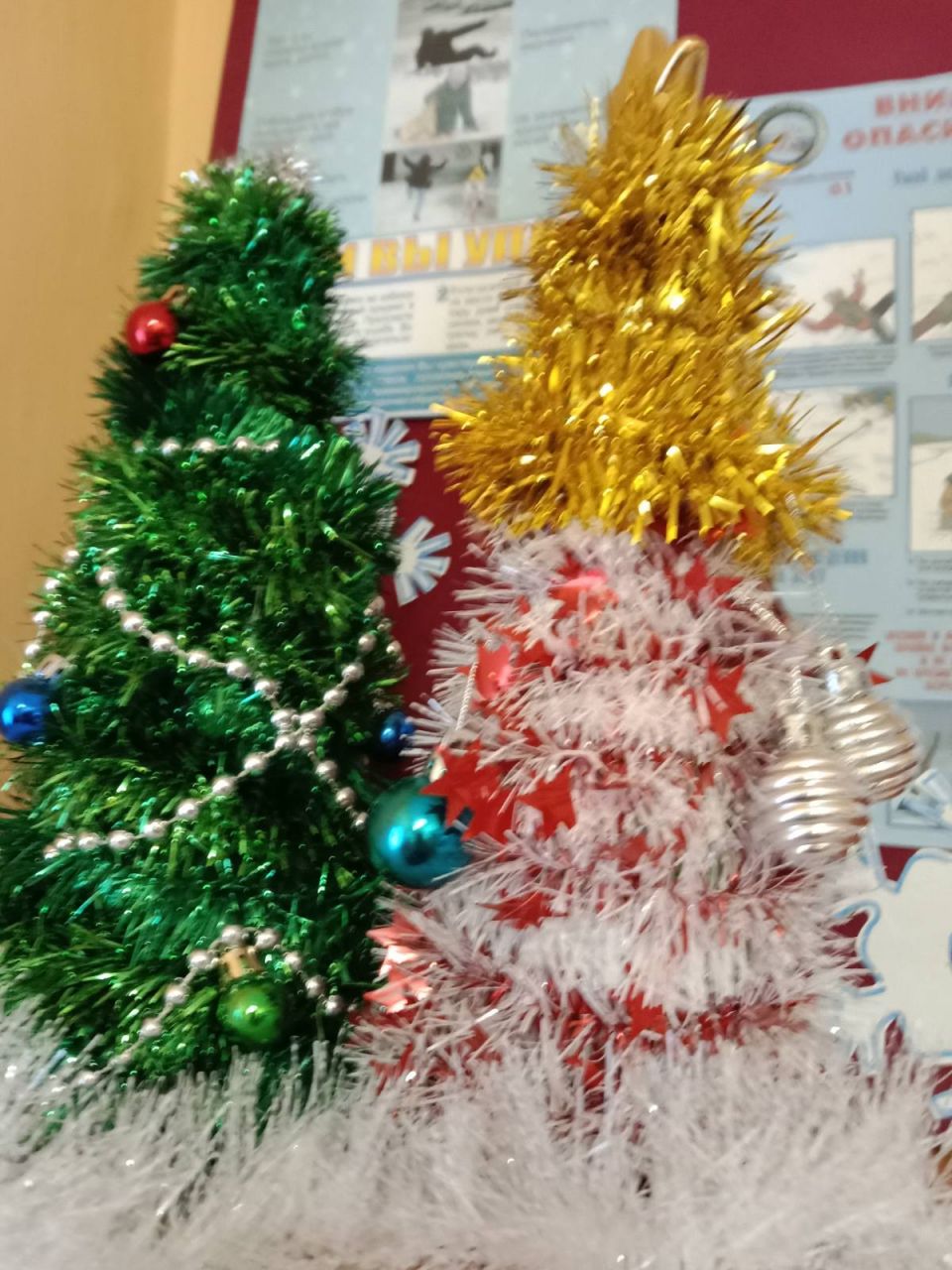 Новогодние подружки