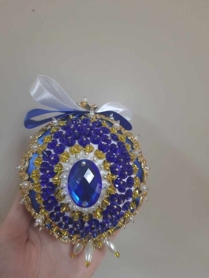 Новогодняя игрушка