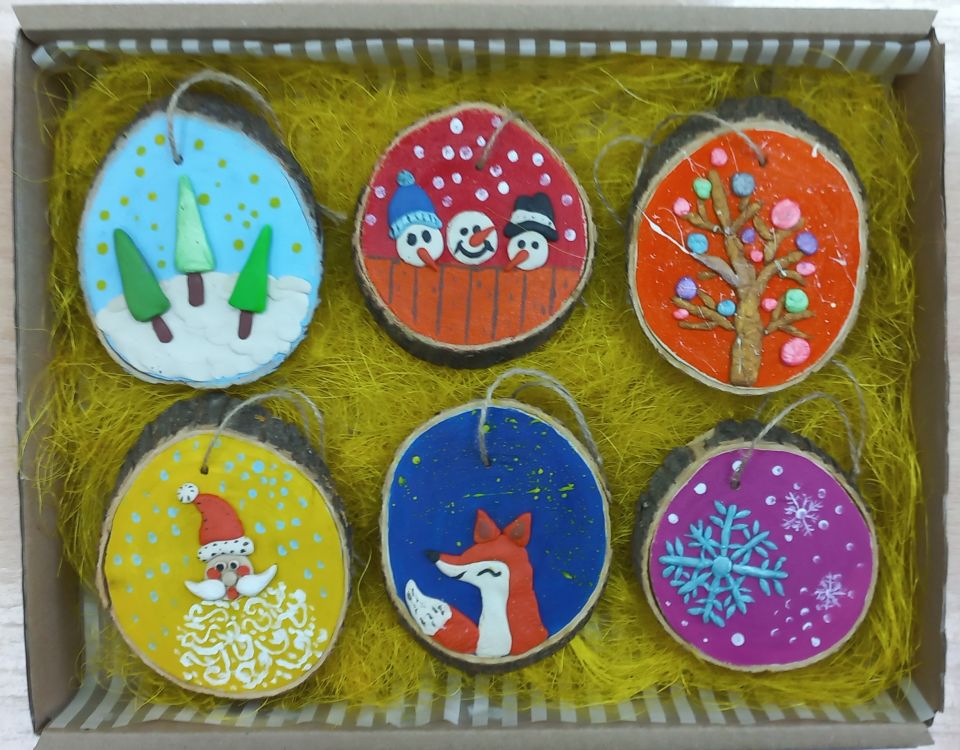 Новогодние игрушки