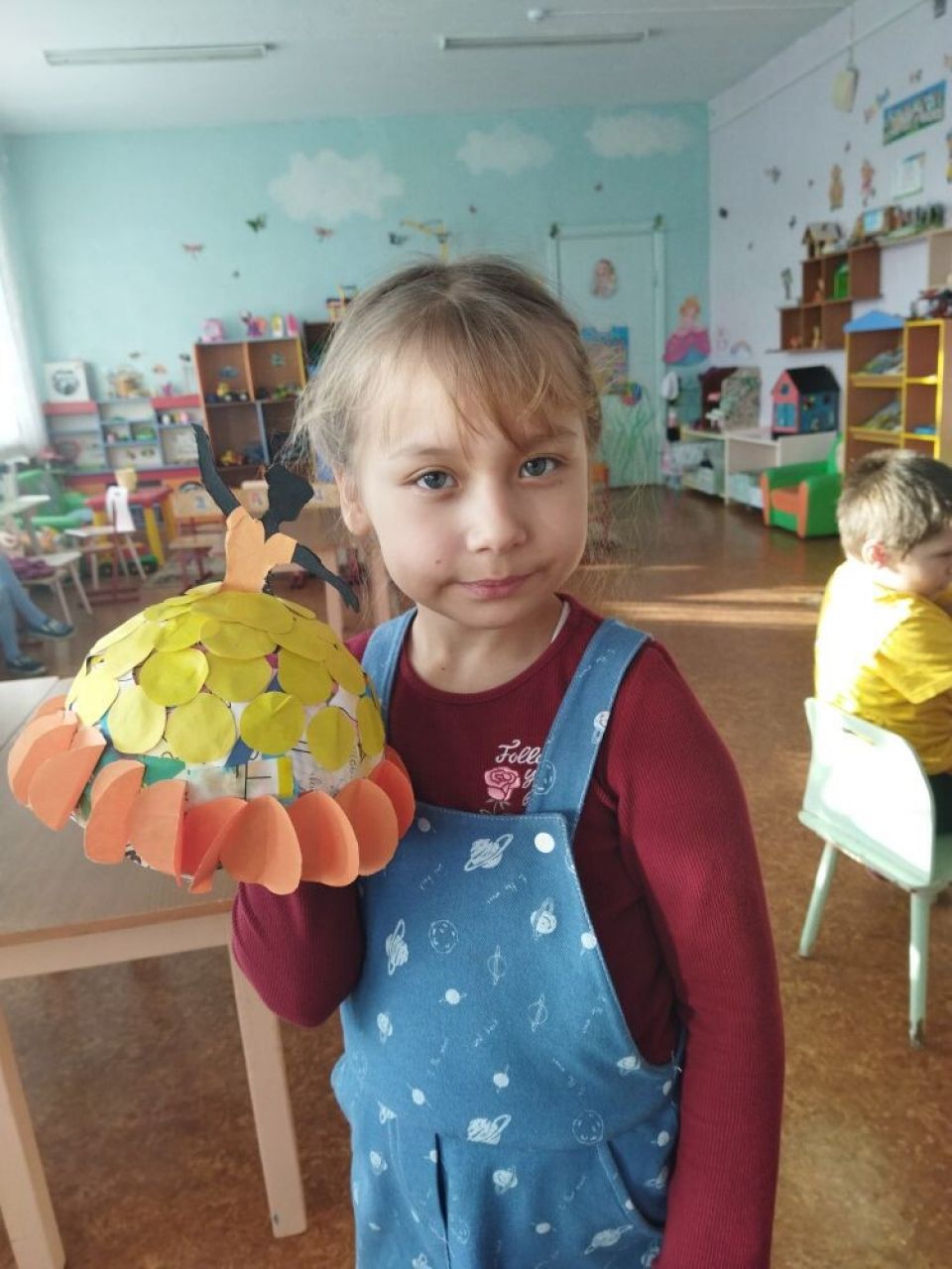 "Куколка" в технике попье-маше