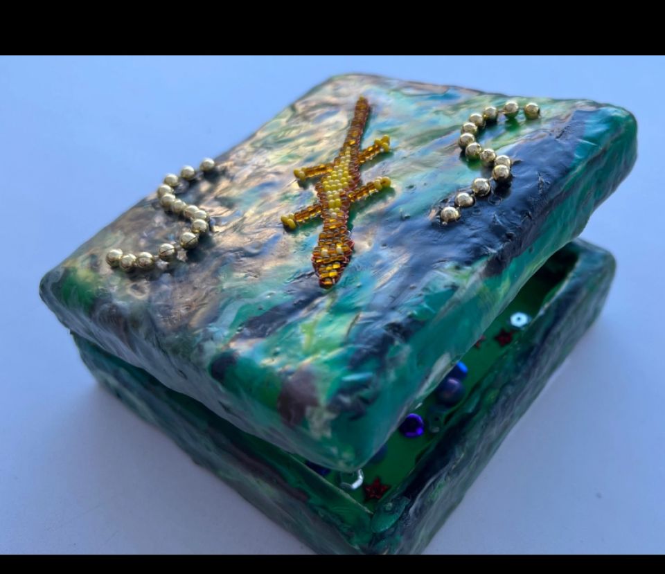 Малахитовая шкатулка