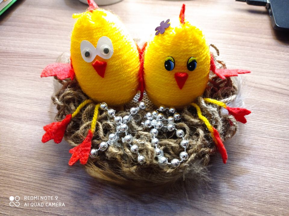 Пасхальный декор Цыплята