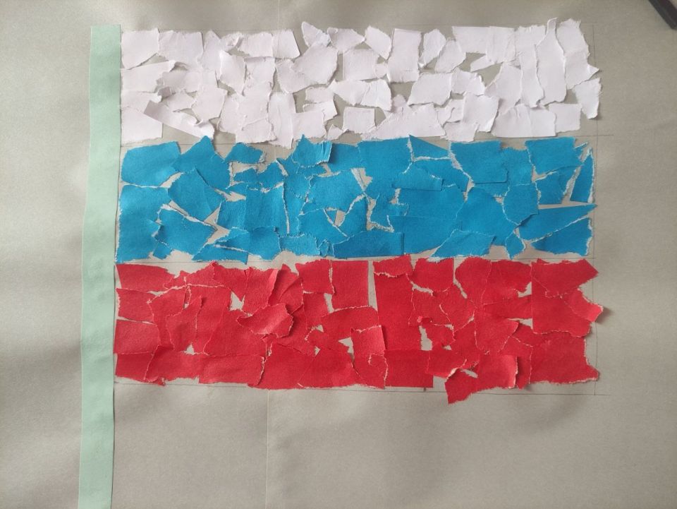 Аппликация "Флаг"