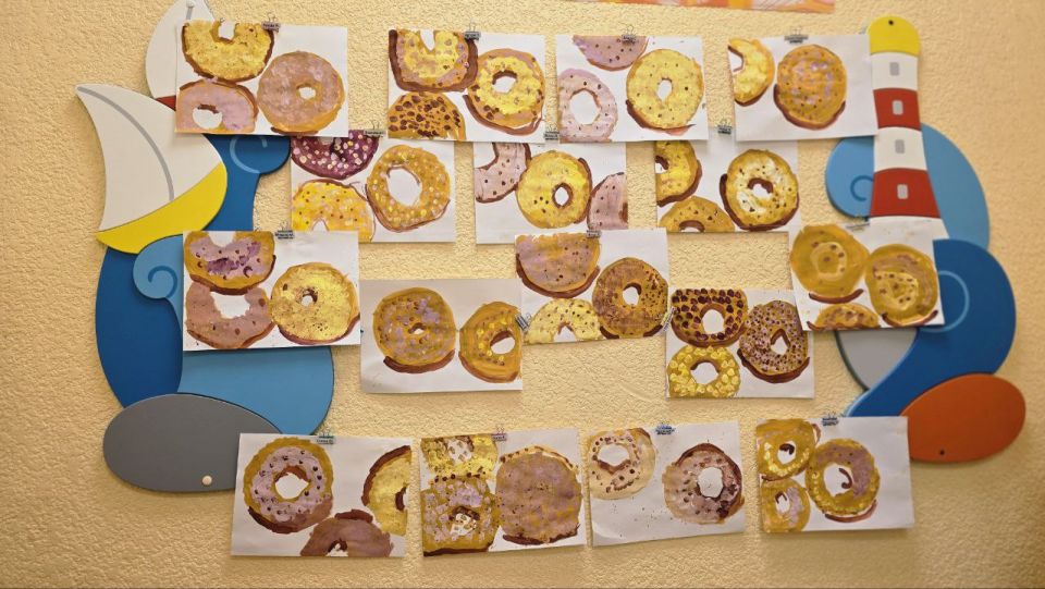 Сладкие пончики