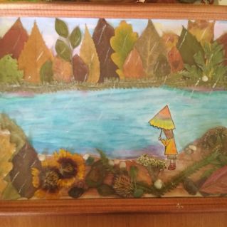 Девочка у реки