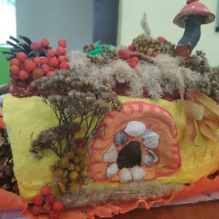 Лесная избушка