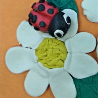 "Букашка на ромашке"