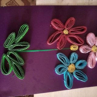 "Букет для мамы" в технике квилинг