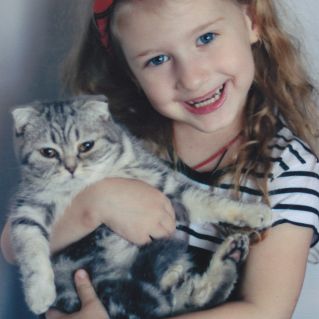 "Пушистый друг твои оближет руки, он твой от носа до хвоста"