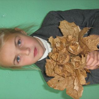 Букет из листьев