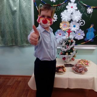 Новогодняя маска "Олененок"