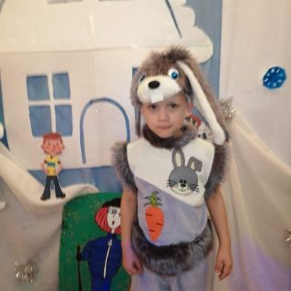 Новогодний костюм Зайка в снежном лесу