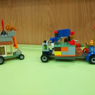 Автомобили.