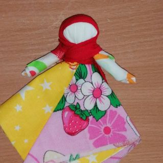 Кукла из бабушкиного сундука.