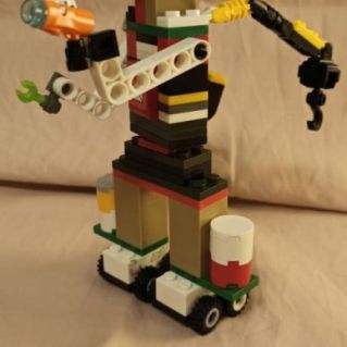 Робот "Тёма"