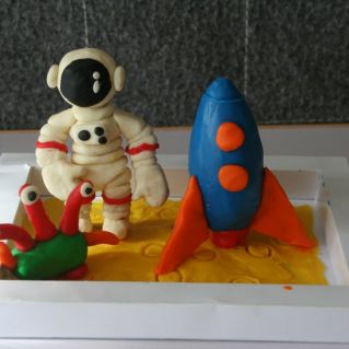 "Обнимись со мной, землянин – я же инопланетянин!"