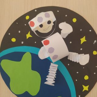 В открытом космосе