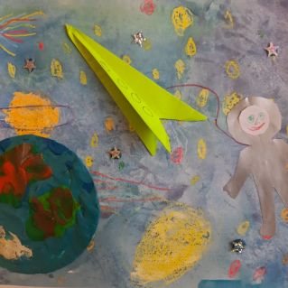 В открытом космосе.