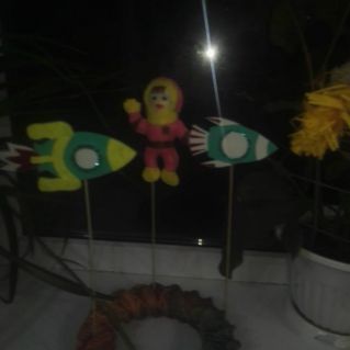 Открытый космос.