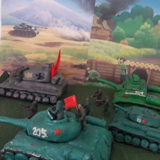 "Наша армия сильна-охраняет мир она"