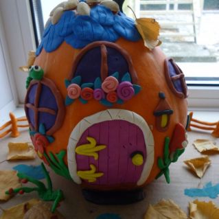 Домик из  тыквы