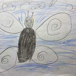 Веселая бабочка