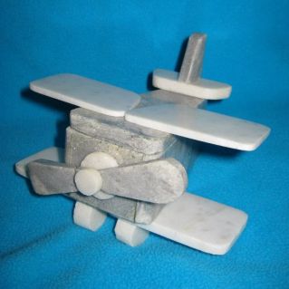 Шкатулка из камня "Биплан"