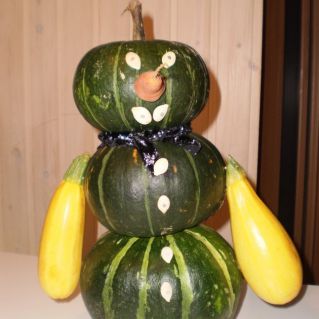 Осенний снеговичок