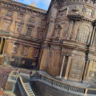 "Малый город"