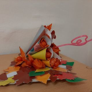 Поделка с использованием природного материала "Осенний зонтик"