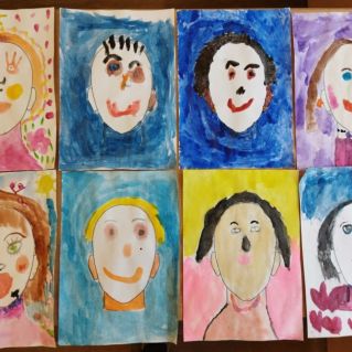 "Любимые мамы"