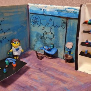 "Разработчик вакцины COVID 19"