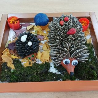 Ёжиха с Ежонком