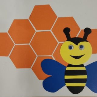 "Пчёлка в соте"