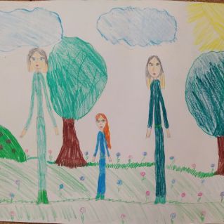 "Вся семья на прогулке"