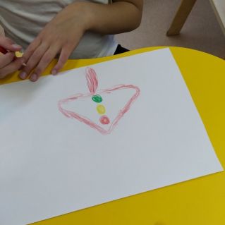 Дорожный знак " Скоро светофор"