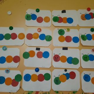 Весёлые гусеницы