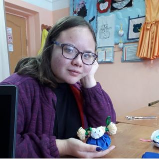 "Игрушка для сестрёнки"