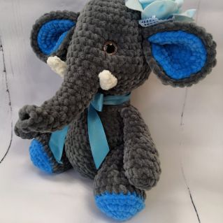 "Мамонтёнок Даша"