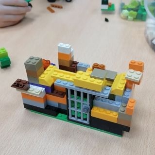 Необычный дом