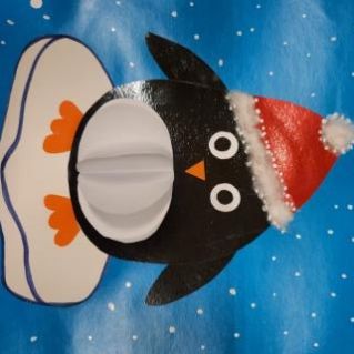 Пингвинёнок встречает Новый год!