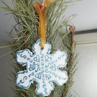 "Ёлочная игрушка из солёного теста"