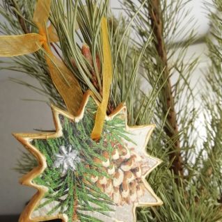 "Новогодняя игрушка из солёного теста"